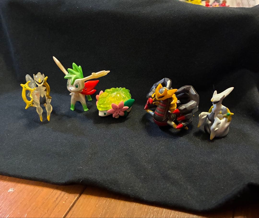 希少】ポケモン モンコレ 初代 97体セット＋指人形セット 任天堂 廃盤