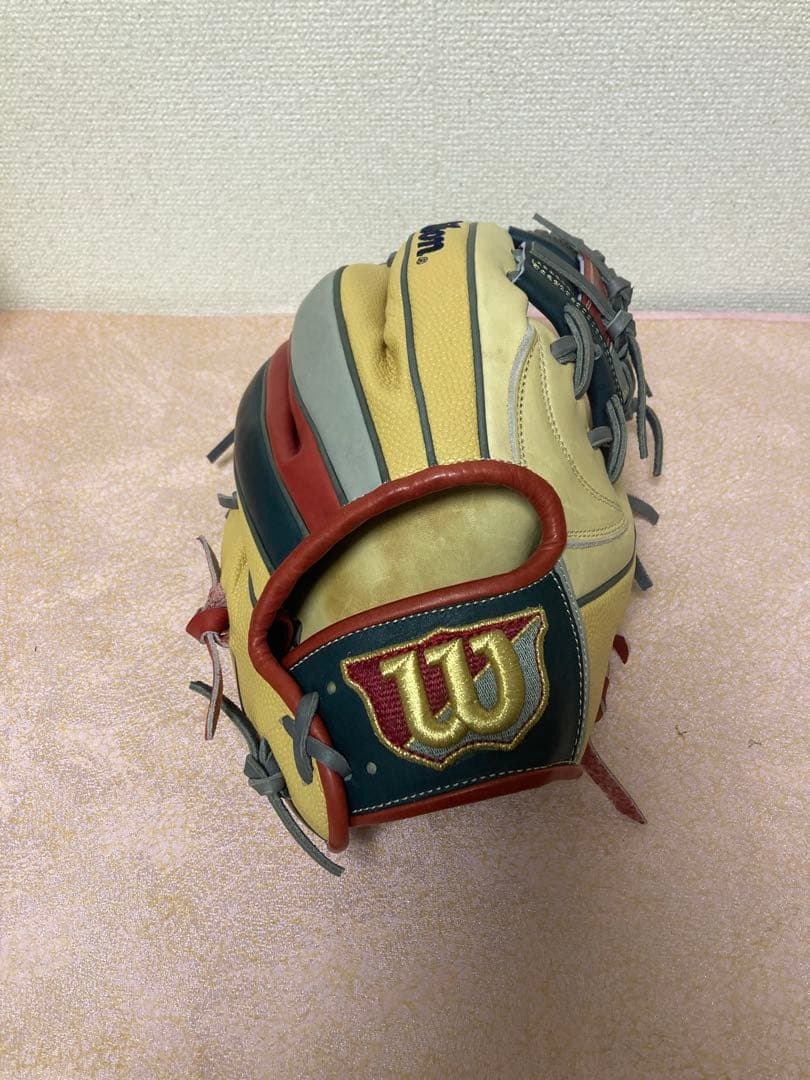 Wilson 軟式グローブ M型 レッド/イエロー/ブルー　87型　未使用 Wilson 軟式グローブ M型 レッド/イエロー/ブルー 87型 未使用 Wilson