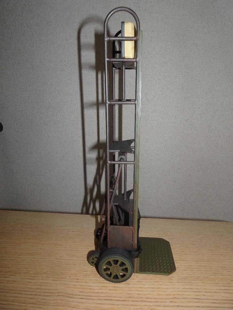 1/6スケールのメタルバウンドカーとハンニバルのマスクタイプのホット