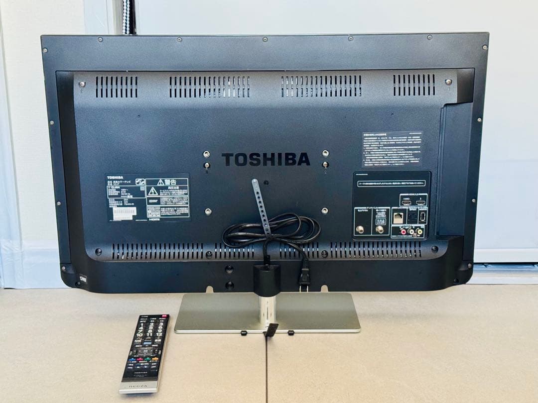ジャンク】TOSHIBA 液晶テレビ REGZA 32J7 - メルカリ
