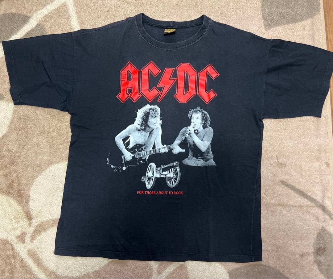 AC/DC エーシー・ディーシー　Tシャツ AC/DC エーシーディーシーTシャツ HIGH VOLTAGE (Smoke) 正規品 公式