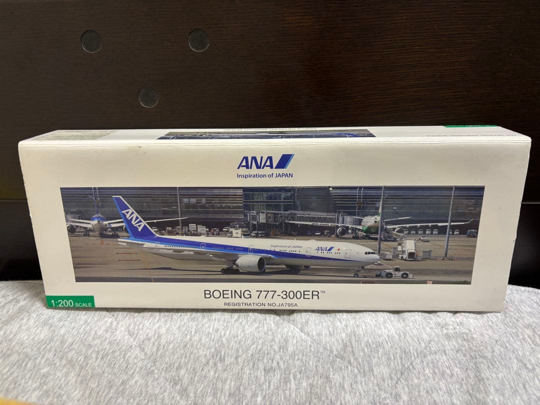 ぬ*ん様 全日空商事Boeing777-300ER JA795A モデルプレーン Amazon | 全日空商事 1/200 BOEING 777-300ER JA795A スナップフィット