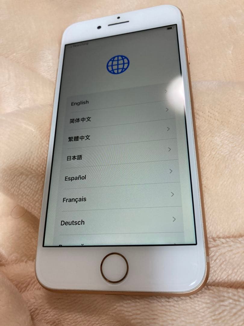 iPhone8 ゴールド64gb 多分美品 バッテリー77% SIMロック解除