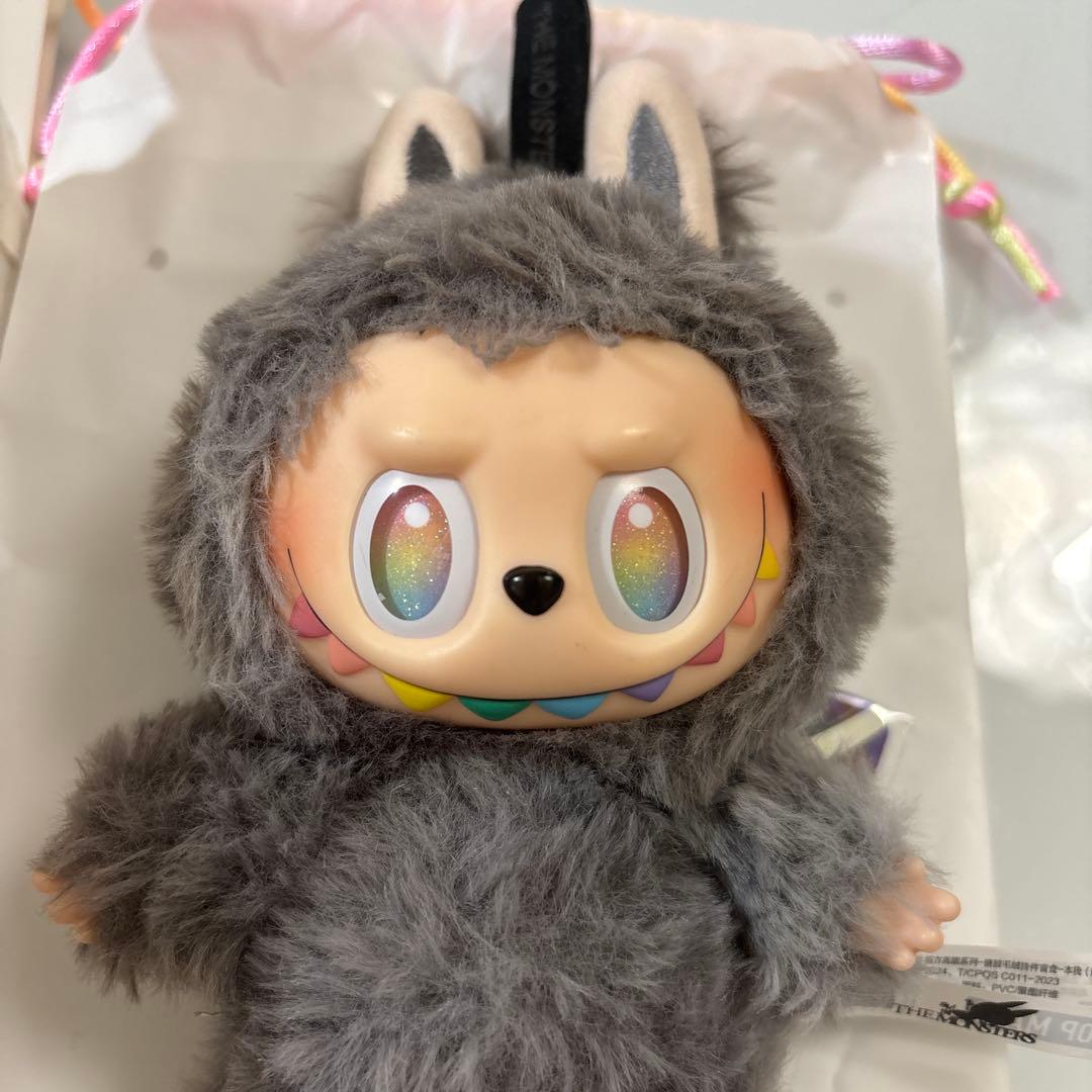 POPMART ラブブ エナジー シークレット - メルカリ