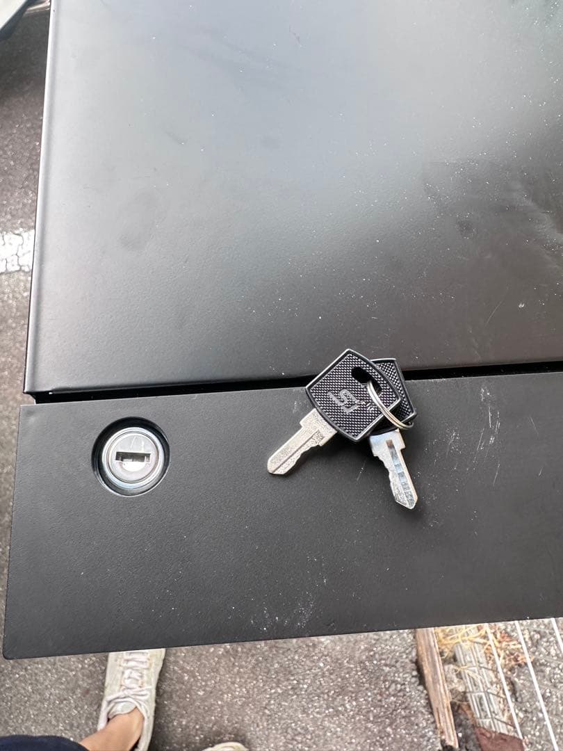 ネスカフェリオナ 水道工事が不要の内臓タンク式モデル。 - メルカリ