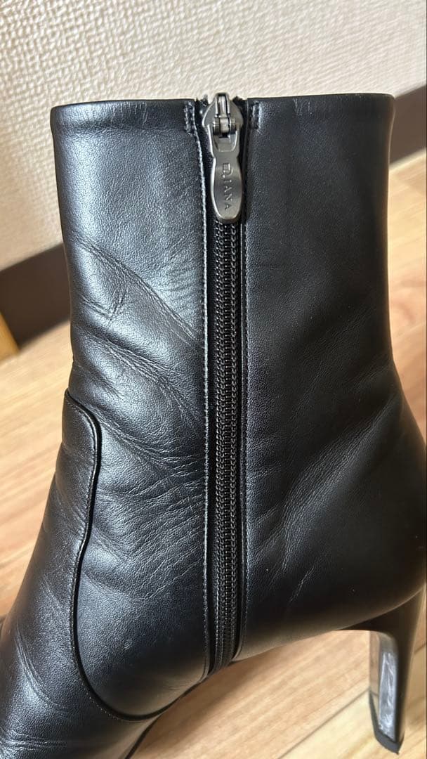 ダイアナ ショートブーツ 25.0cm