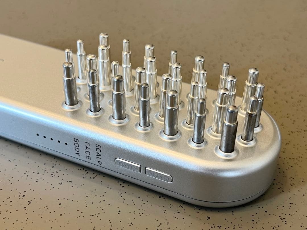 《美品》SALONIA サロニア EMSリフトブラシ