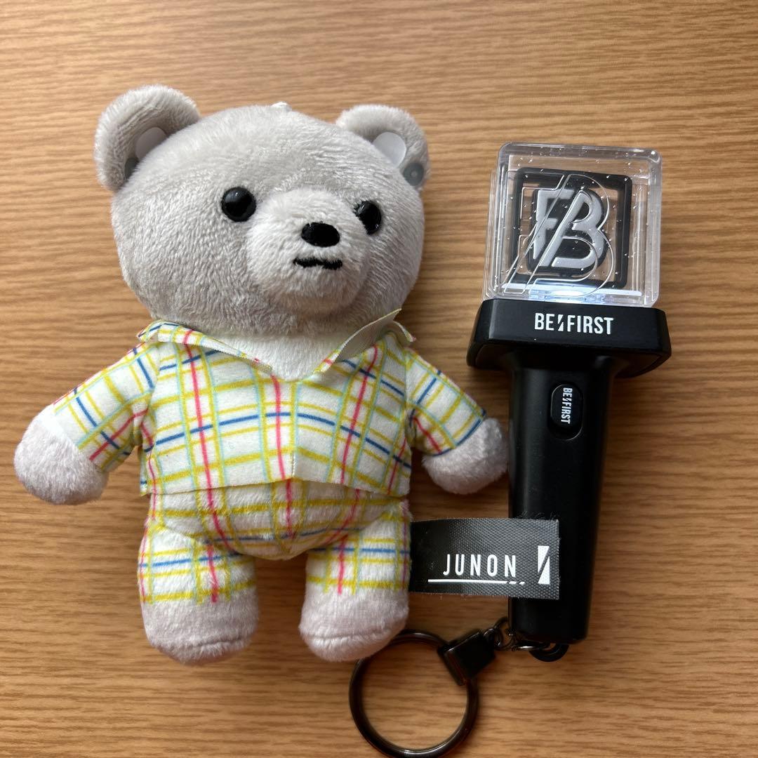 BE:FIRST JUNONくま(ペンライトキーホルダー付き) - メルカリ