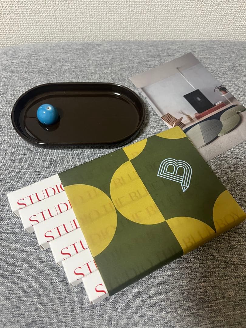 【新品】STUDIO THE BLUE BOY お香立て、お香セット Incense holder（Hasamiyaki）- Ice Blue x Hickory