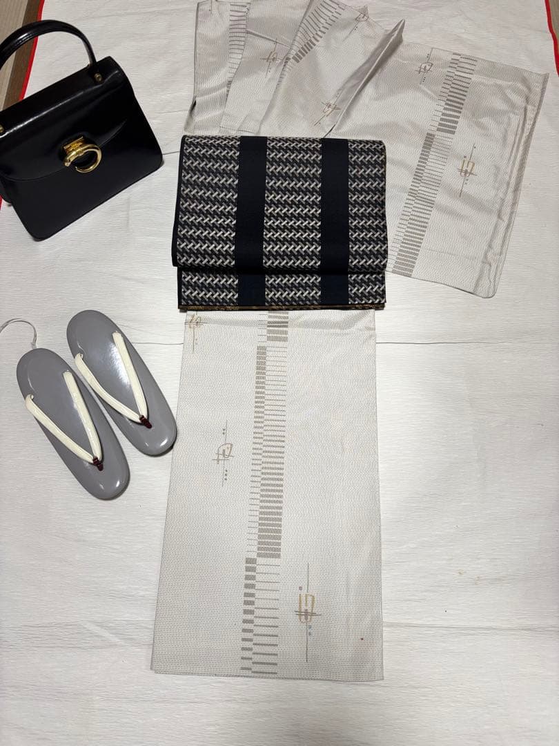 さくらんぼ　単衣　大島小紋　未使用品と帯 楽天市場】【大島調ロマンきもの】【着物単品】H・L 着物【No.604】墨