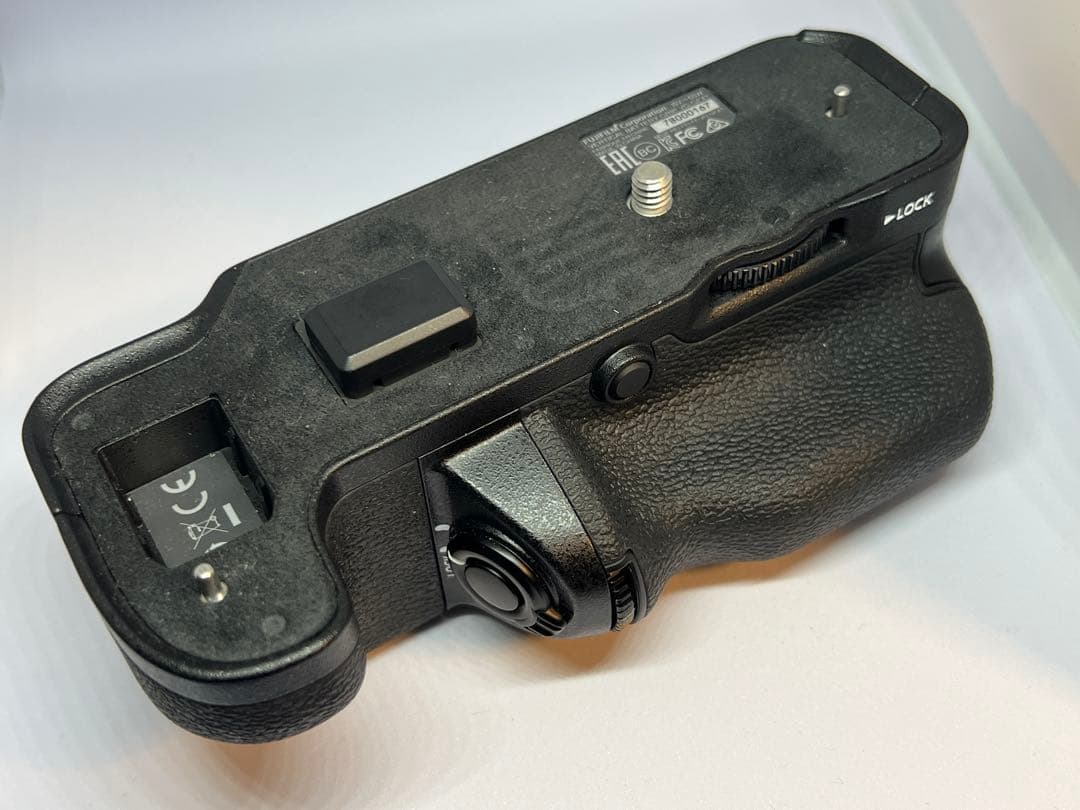 GFX50S専用縦位置グリップ VG-GFX1 富士フィルム FUJIFILM レビュー】GFXで最も縦位置撮影しやすいグリップ VG-GFX1｜プラナリア