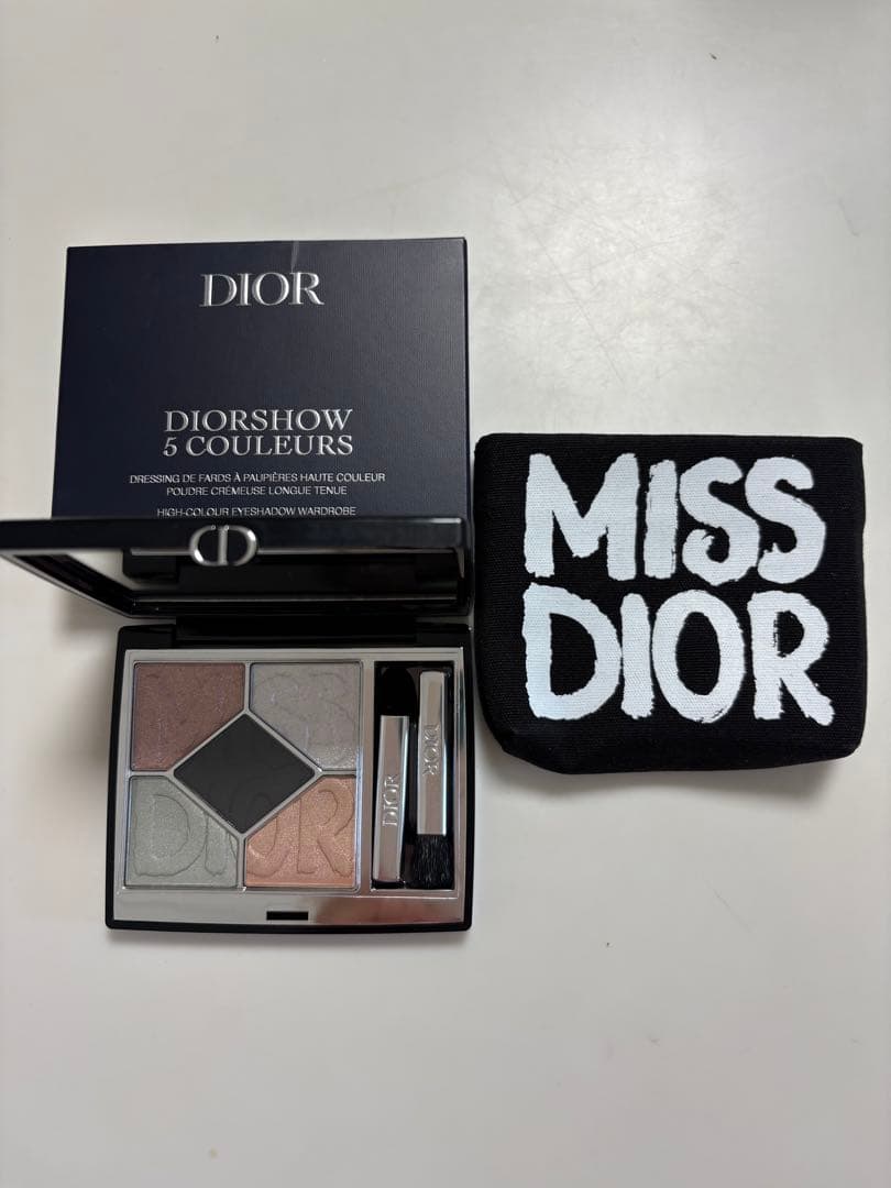 Dior Diorshow 5 Couleurs 931 ポールドブラック Dior Diorshow 5 Couleurs 931 ポールドブラック - メルカリ