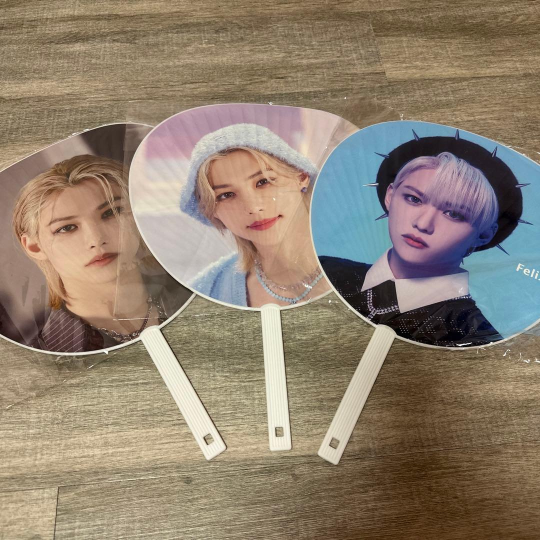 straykids スキズ フィリックス うちわ - メルカリ