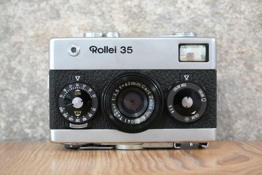 Rollei ローライ35 Silver GERMANY OH済み Rollei 35 シルバー Germany (Tessar 40mm f/3.5) 【整備済み