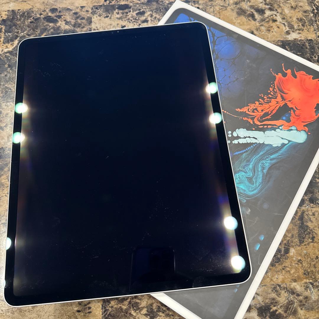 iPad Pro (12.9インチ) 第3世代 バッテリー88% iPad Pro 12.9インチ(第3世代)｜バッテリー最大容量88%・ケース付