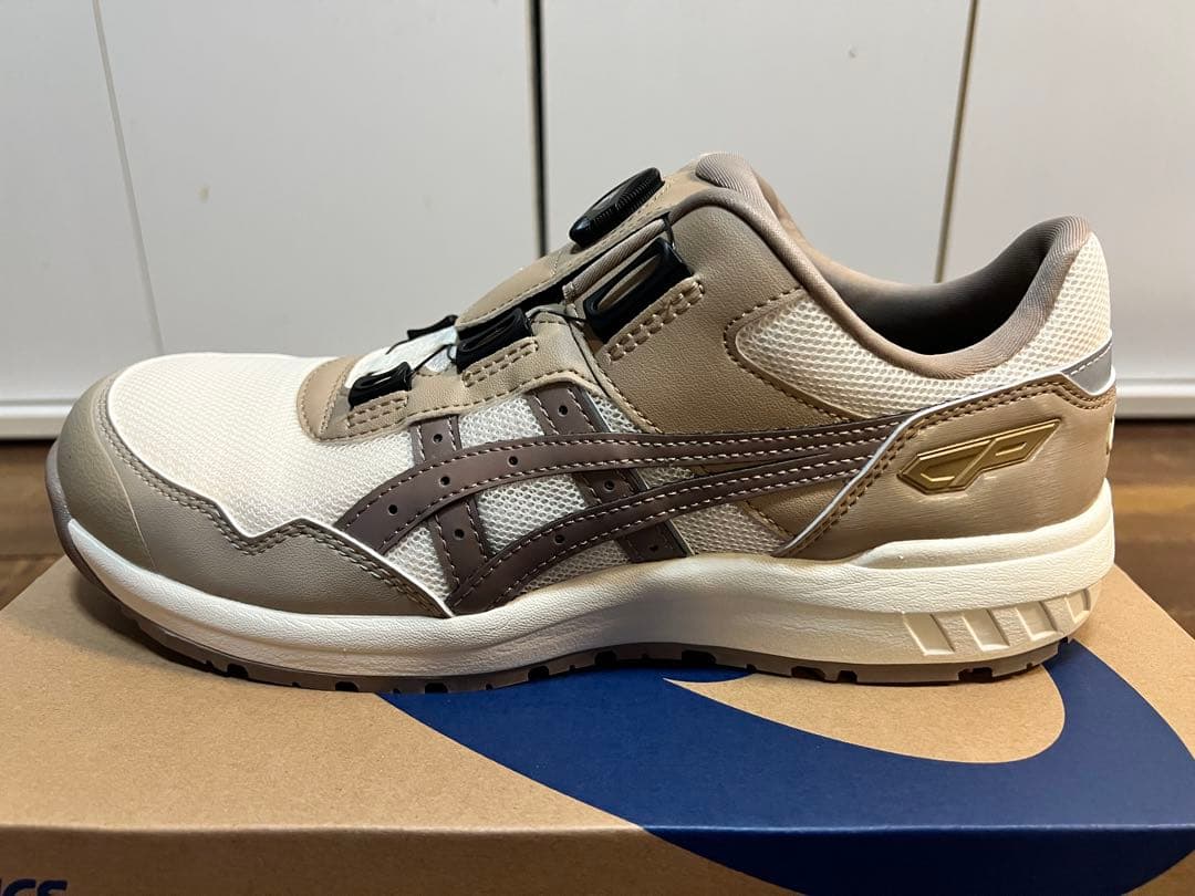 新品 限定色 アシックス ウィンジョブ CP209 BOA LC - メルカリ