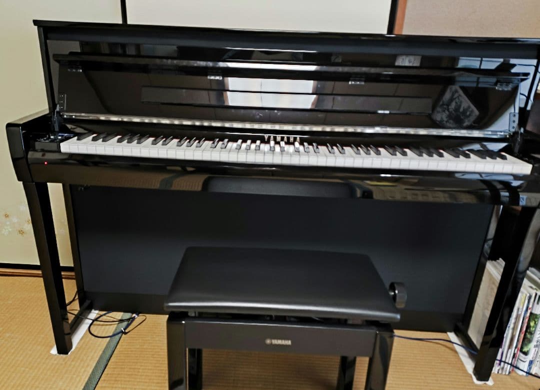 美品】Clavinova CLP-685PE（黒鏡面艶出し 高級電子ピアノ） - メルカリ