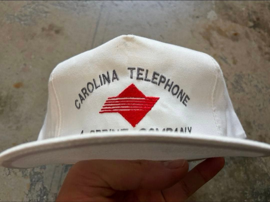 超激レア企業系トラッカーキャップ - メルカリ