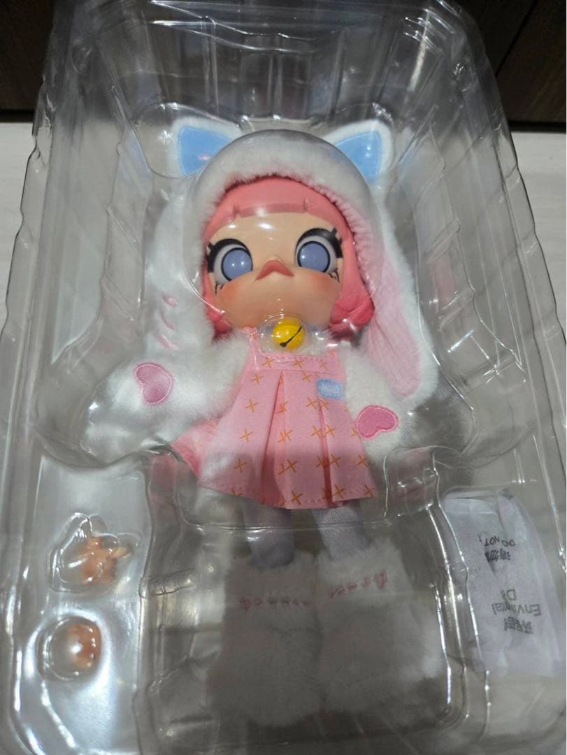 Molly Peekaboo アクションフィギュア 白猫 POPMART