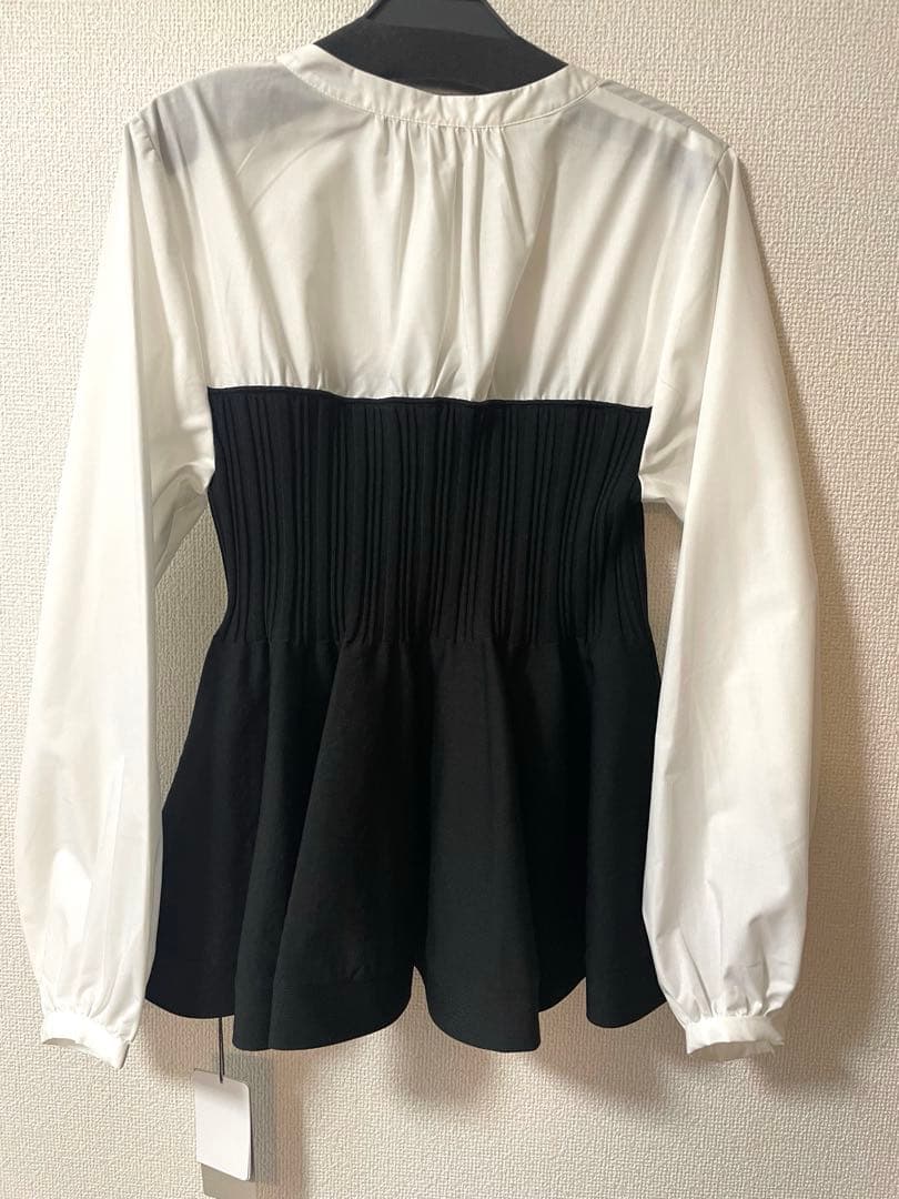 新品】ジャスグリッティー シャツレイヤードライクニット - メルカリ