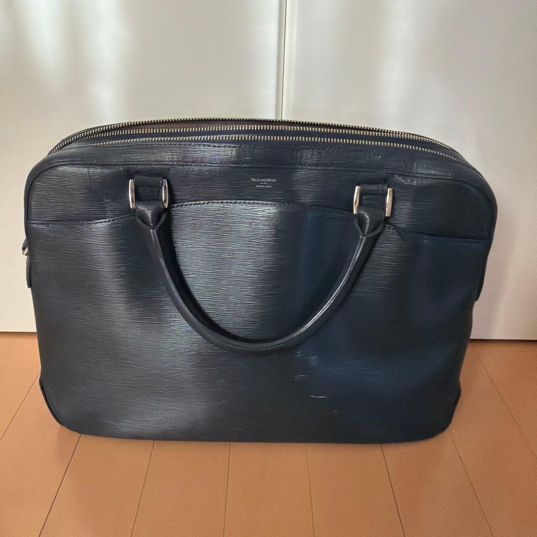 【you】PELLE MORBIDA ビジネスバッグ ブラック 現代のスタイルにマッチしたフラップビジネスバッグが発売