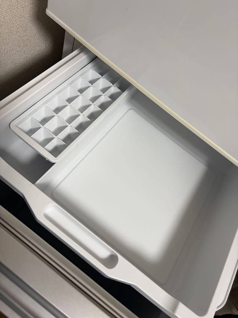 2020年製】Hisense 冷蔵庫 ガラス棚3段 - 冷蔵庫・冷凍庫ベストセラー 商品