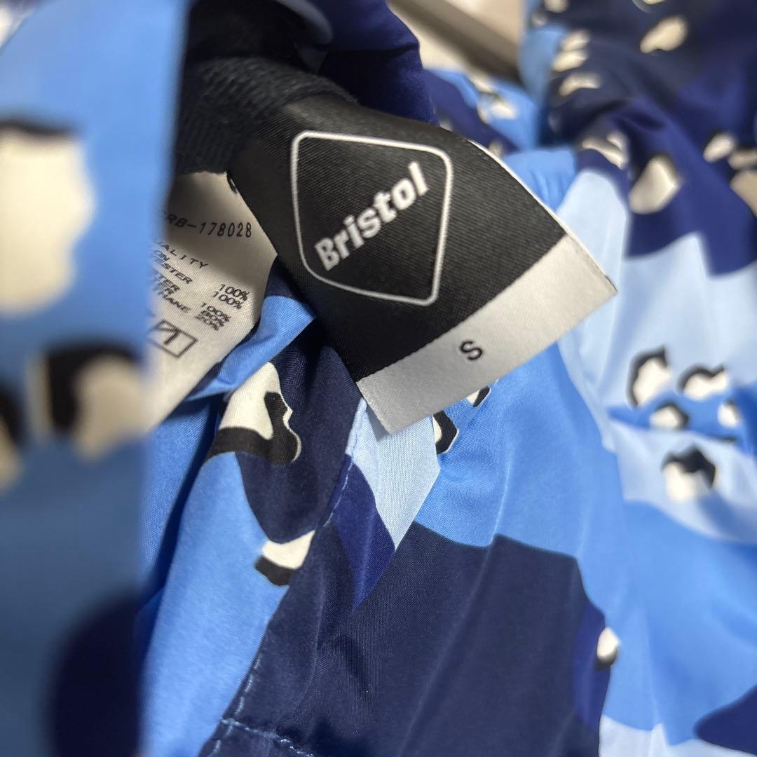 超人気！！F.C.Real Bristol ダウンジャケット ネイビー