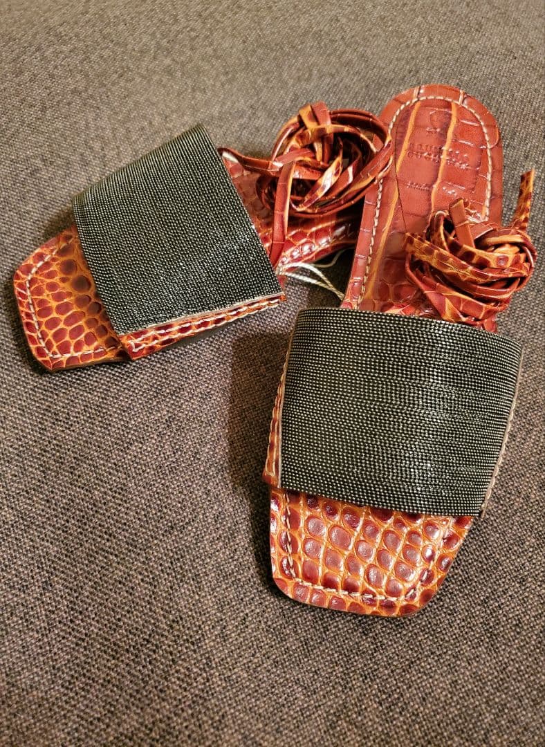 RT-165319様専用 ブルネロクチネリ レザーサンダル 37 - メルカリ