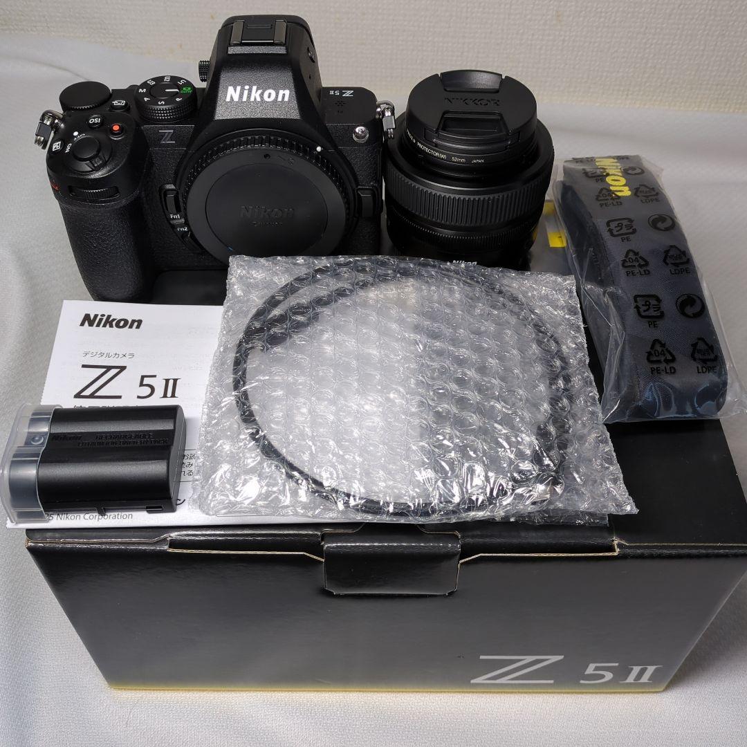 シャッター回数1818枚] Nikon Z5