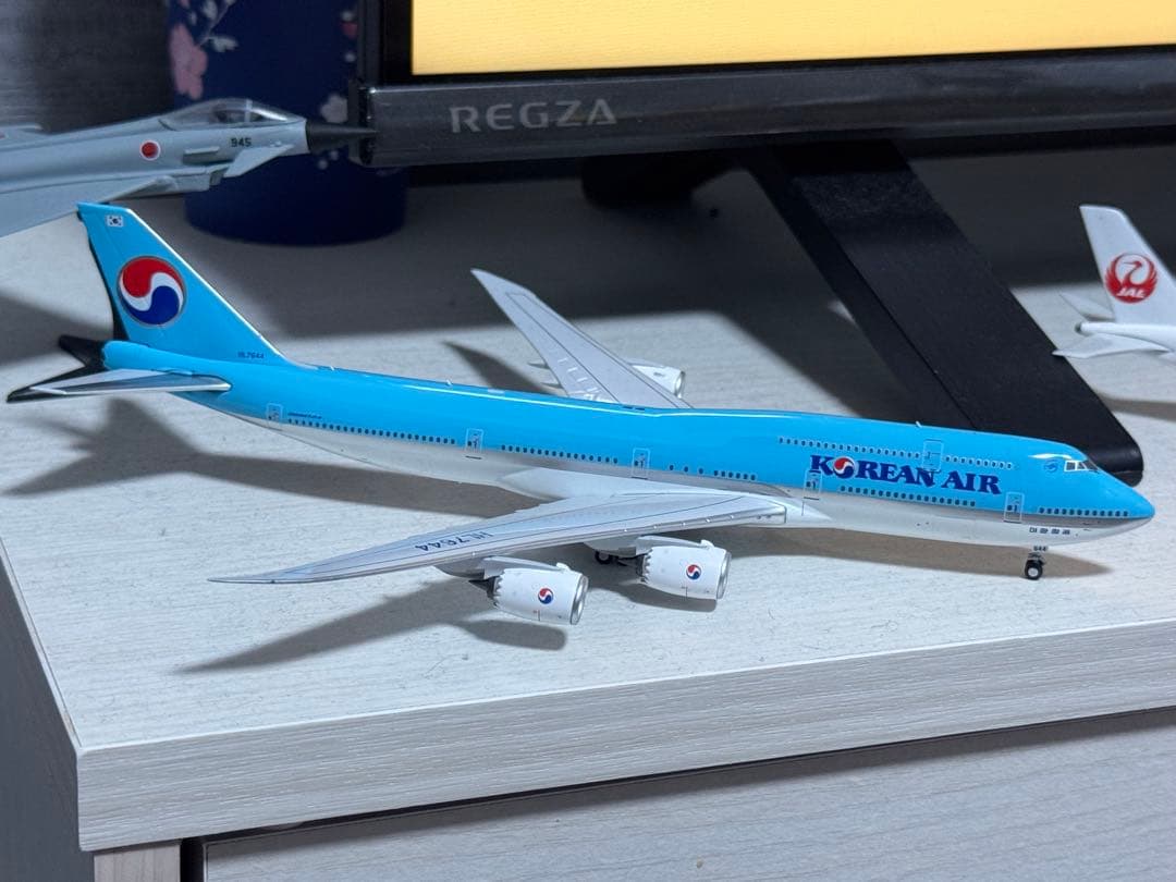 大韓航空 747-8 1/400 1/400 747-8 大韓航空「新塗装」 HL7638 | ひこーきちゃん