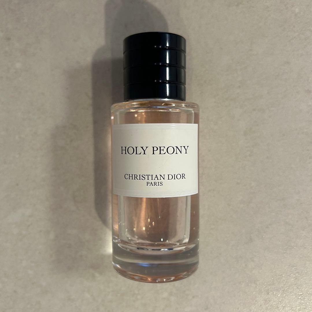 CHRISTIAN DIOR HOLY PEONY 香水 40ml - メルカリ