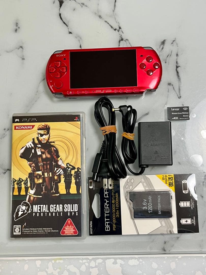 動作品。PSP3000 本体 ラディアントレッド。 - メルカリ