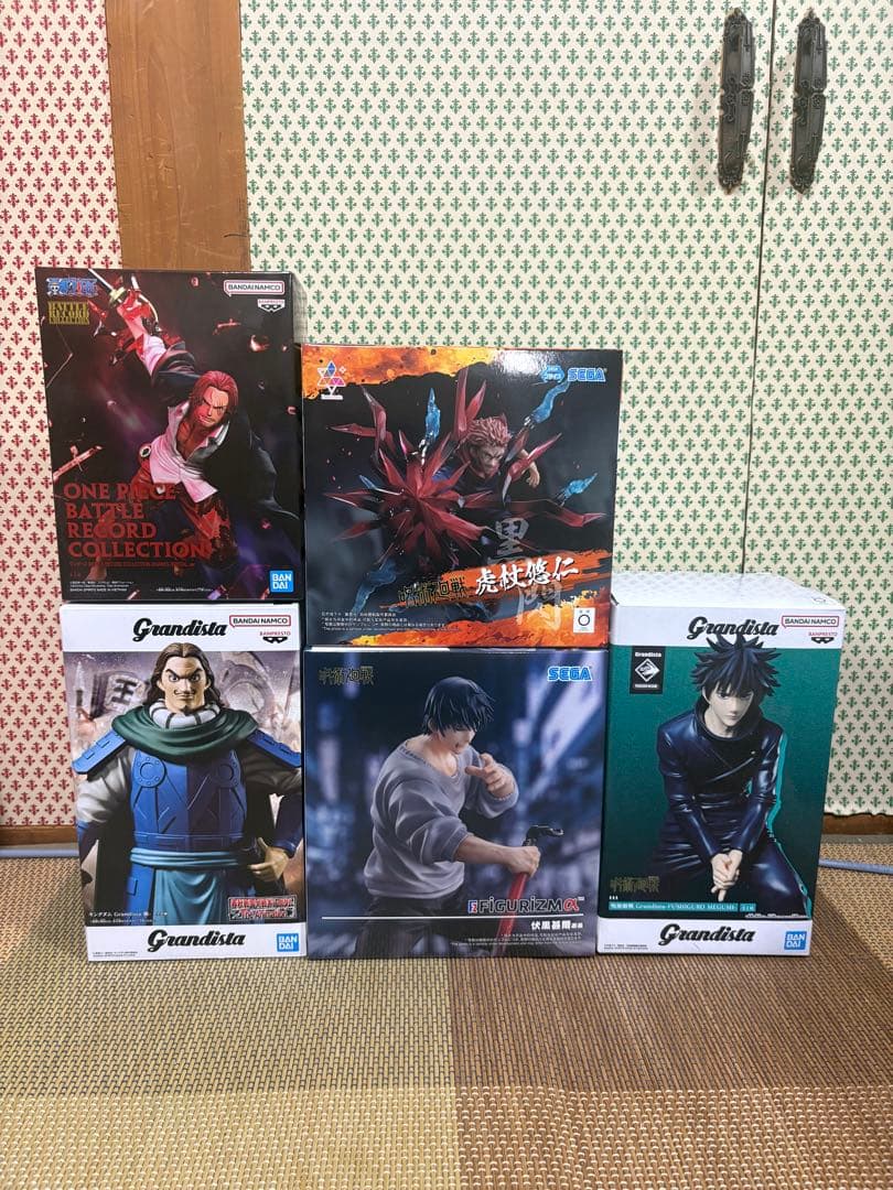 フィギュアまとめ売り！5体！ - メルカリ