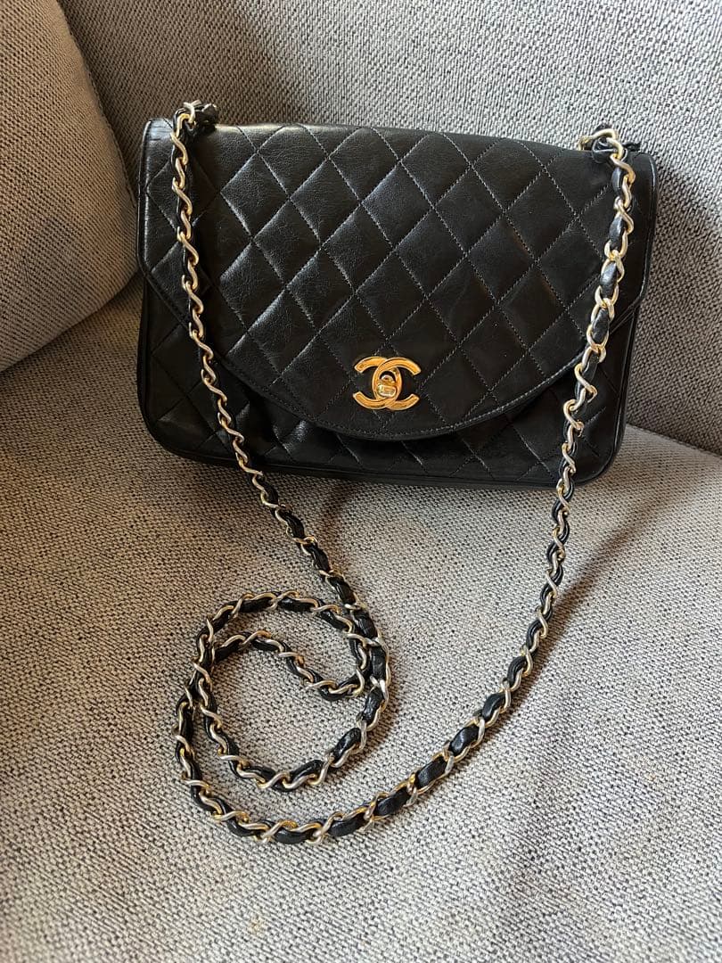 CHANEL ヴィンテージ　チェーン　ショルダーバッグ　マトラッセ　ラムスキン CHANEL(シャネル) マトラッセ ラムスキンチェーンショルダーバッグ