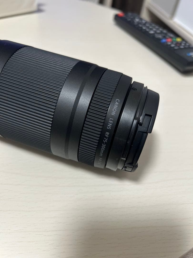 Canon RF75-300mm F4-5.6 動作確認済み 箱付き - メルカリ