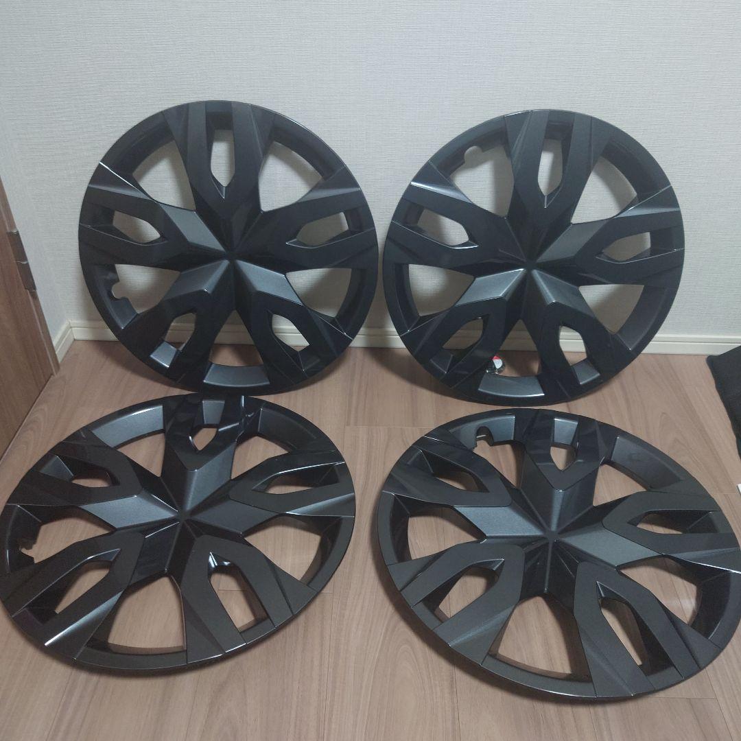 新車外し】トヨタ プリウス60 ホイールキャップ 17インチ 4本セット