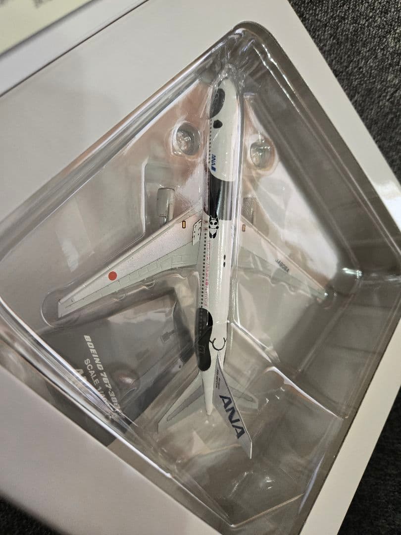 ANA FLY!パンダ フライパンダ 飛行機模型 ボーイング767-300 - メルカリ