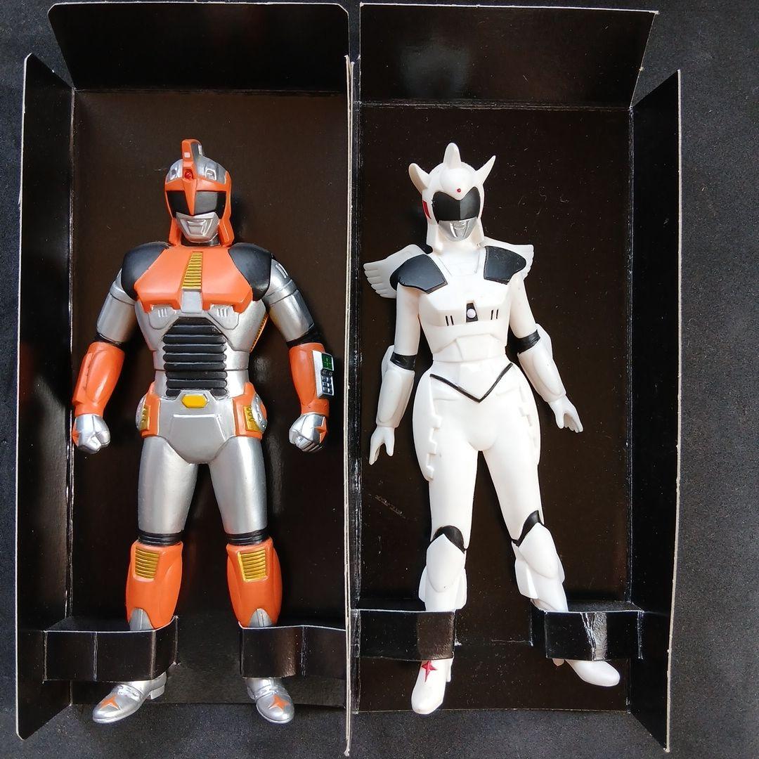 アンドロメロス、アンドロウルフ、アンドロマルス、アンドロフロル