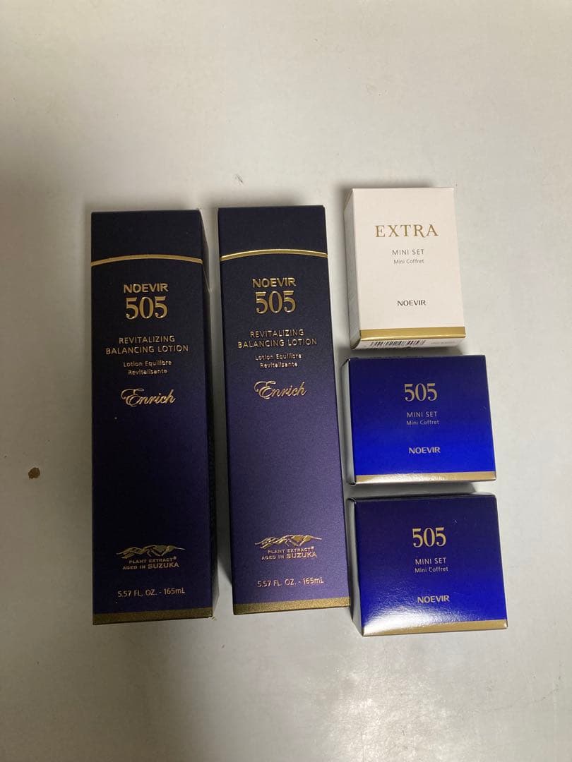 ノエビア505エンリッチローション2本505ミニサンプルEXミニサンプル1個 基幹エイジングケアシリーズ『ノエビア 505』から、より濃密な化粧水
