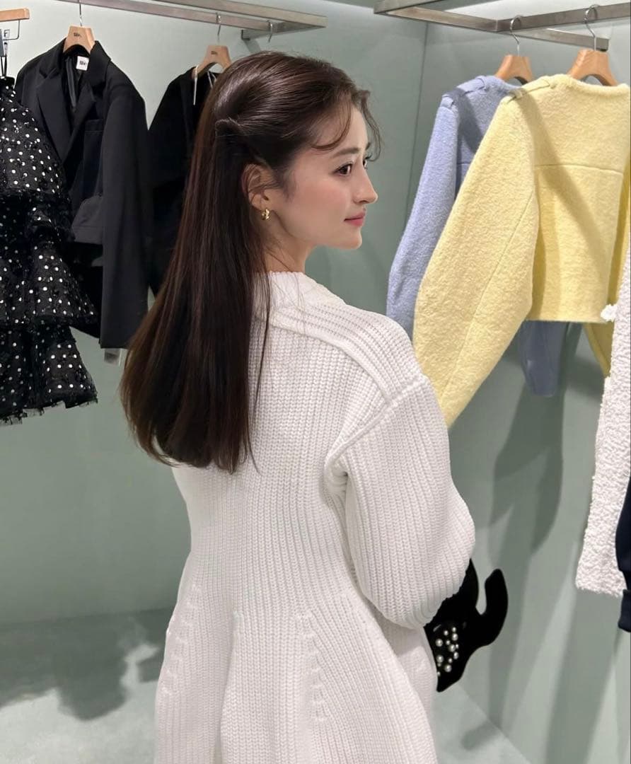 Bibiy. B WILLOW DRESS ネイビー - メルカリ