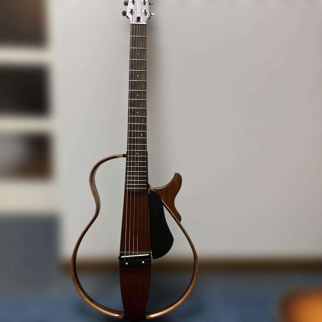 Yamaha サイレントギター　SLG200S Amazon.com: Yamaha SLG200N NW Nylon String Classical Silent Guitar