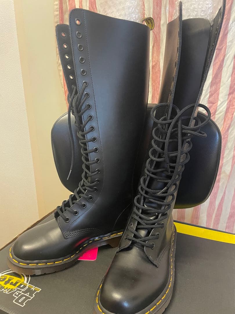 ドクターマーチンUK4 23.0cm