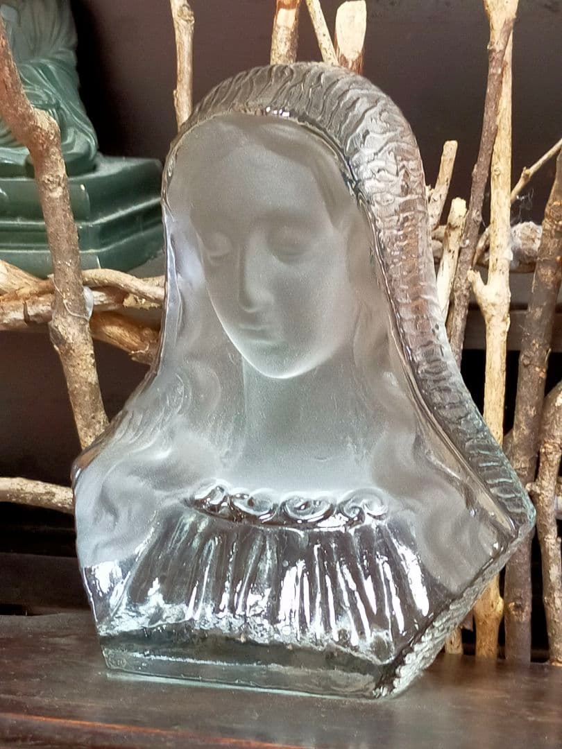 ♥値下げ！マリア様　マリア像　ガラス工芸　キリスト教　アンティーク　レトロ vitnage ガラス置物 人形（マリア様・賢者） | Milo Antiques & Vintage