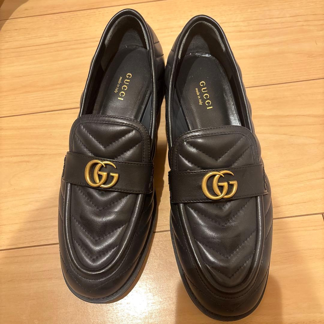GUCCI ブラック ローファー 37 GUCCI (グッチ) ブラックレザー ラウンドトゥ ビットローファー