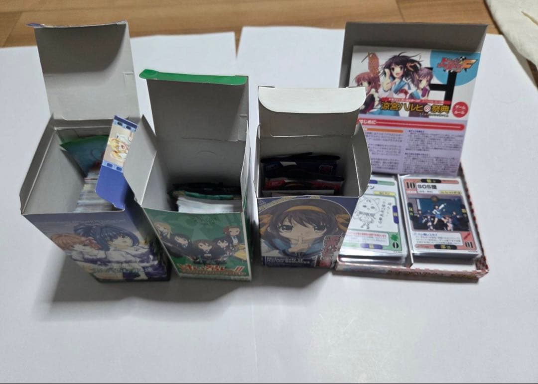 ○けいおん！涼宮ハルヒの憂鬱などトレーディングカードセット(542枚