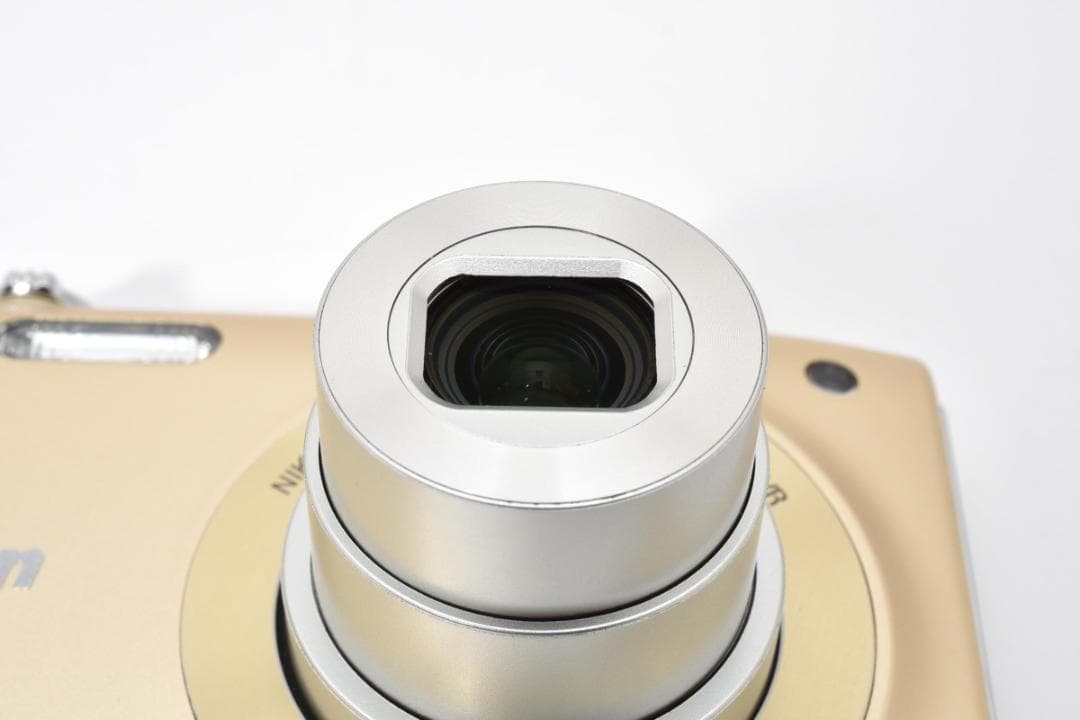 《完動美品》 ニコン Nikon COOLPIX S3300 ゴールド
