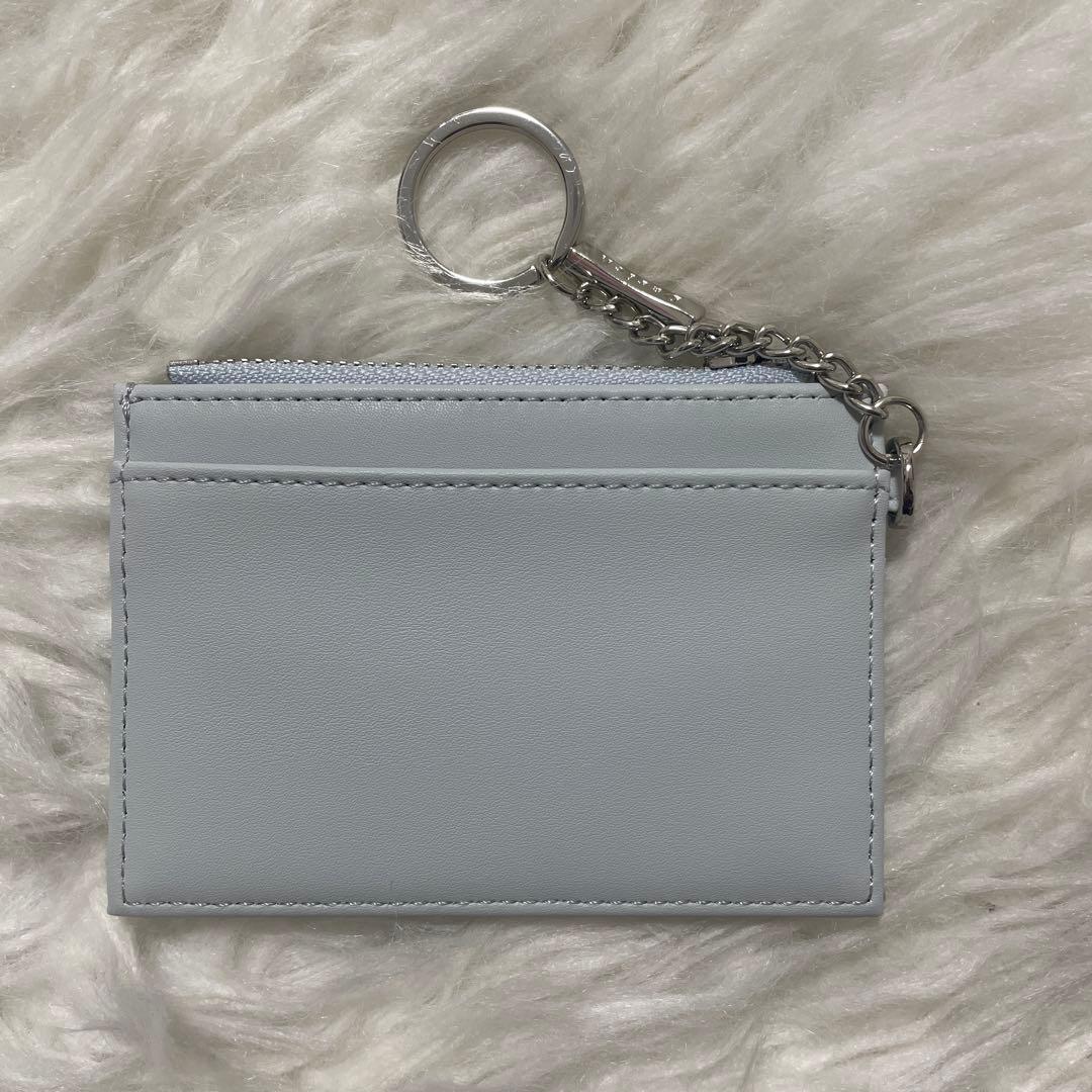 ダーリッチ DDロゴキルティングトラベルセット パスケース SAX - メルカリ