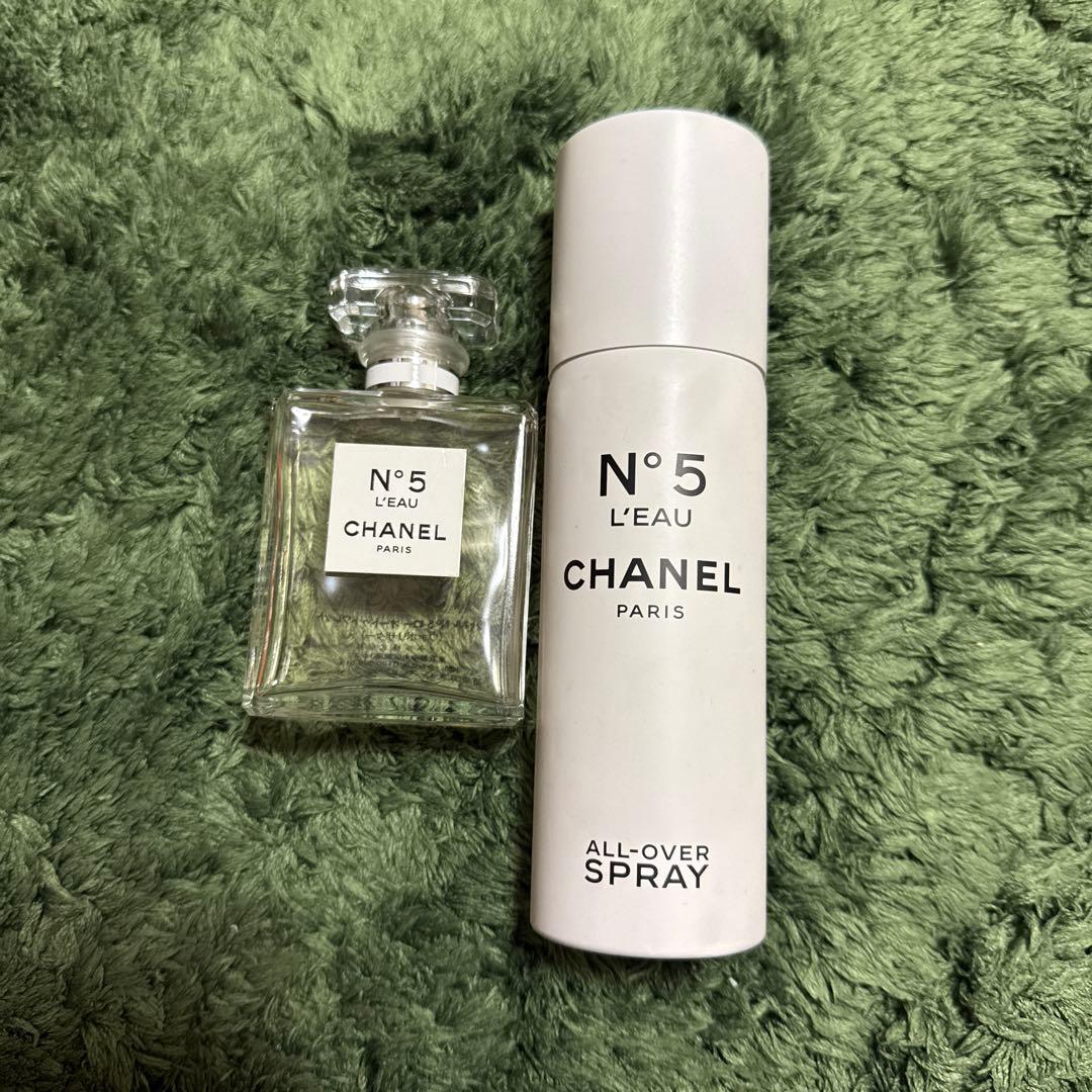 シャネルN°5 L'EAU オールオーバースプレー 150ml N°5 L'EAU ALL-OVER SPRAY - 150 ml | CHANEL