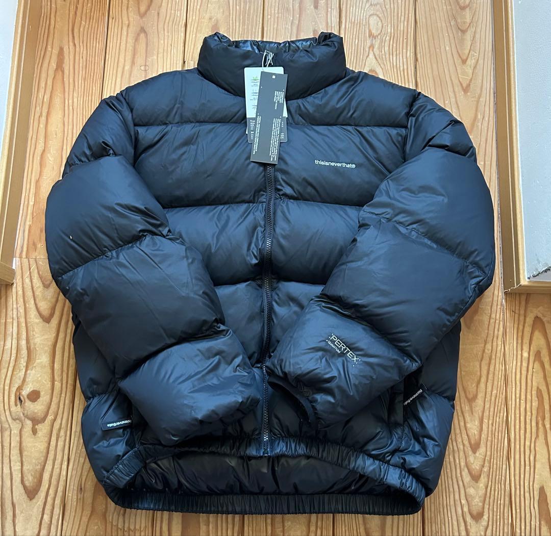 thisisneverthat ダウンジャケット 黒 - メルカリ