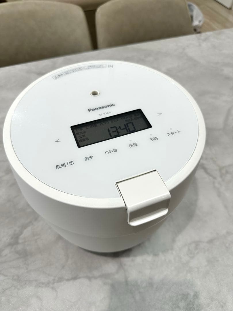 Len様　Panasonic ホワイト炊飯器　SR-R10A Amazon | パナソニック 炊飯器 5合 圧力IH 新生活 一人暮らし
